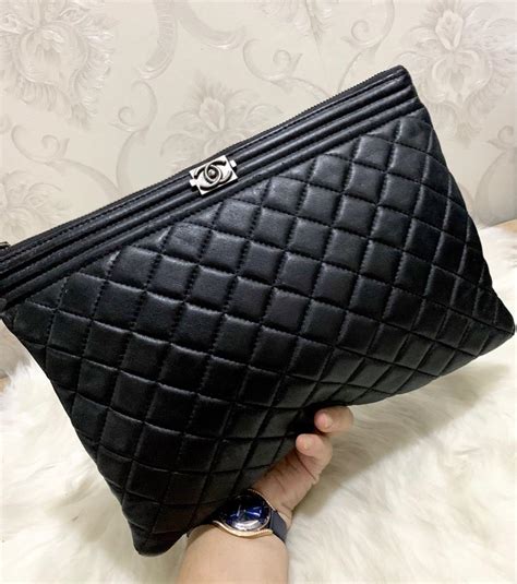 chanel pouch clutch price|Chanel clutch with hand strap.